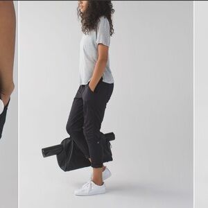 lululemon athletica Street to Studio Pant (unlined 28”) Black Pants - size 8
